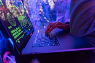 Compte piraté, que faire dans les premières heures ?