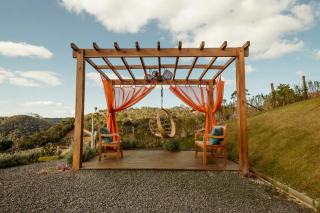 Véranda et pergola en kit à monter soi-même : guide complet